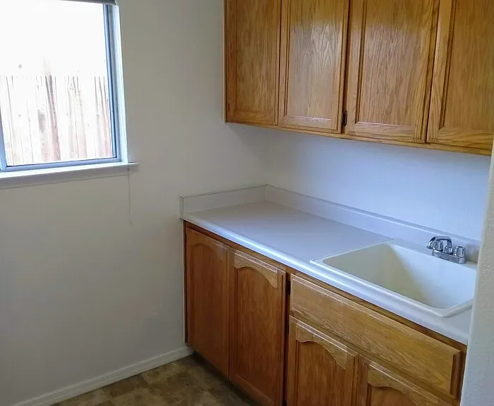 6220 Cameo Dr — Photo 10