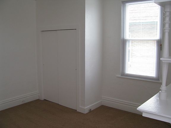 BR/LR Closet