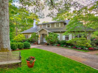 460 Main St, Vineyard Haven, MA 02568