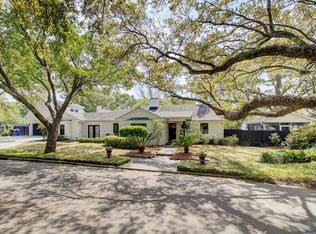1 Beverly Rd, Charleston, SC 29407