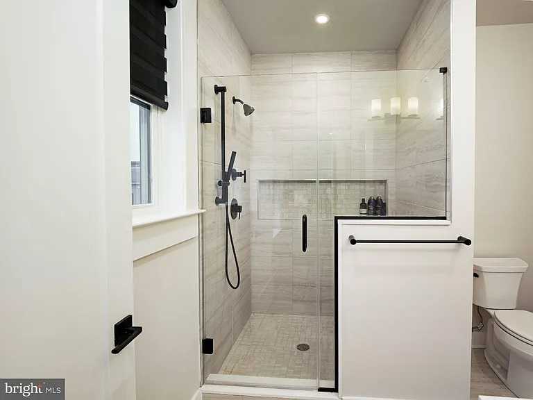 304 Squire Dr — Photo 22