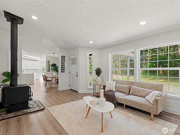 4th image of 11150 Helena Trail SW
