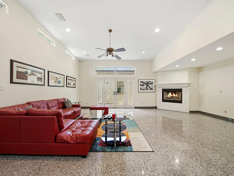 11730 Denise Dr — Photo 30