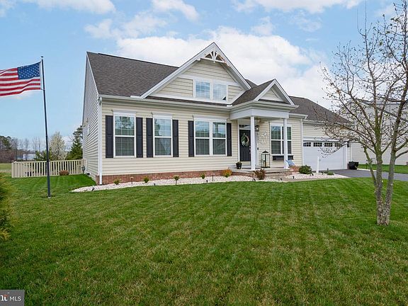 2nd image of 38531 Blue Hen Dr