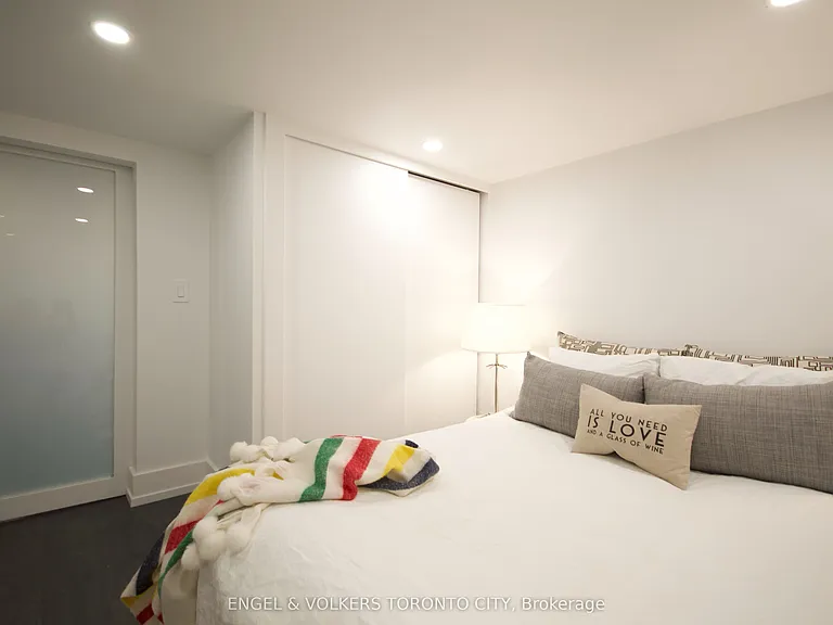 173 Carlton St #1 — Photo 10