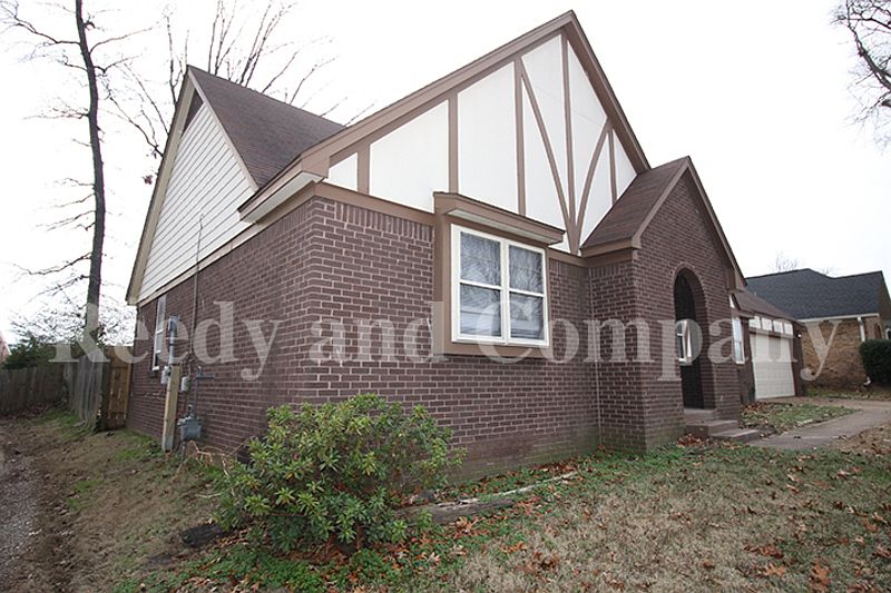 1st image of 6151 Gray Oak Ave