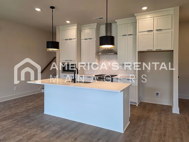 4422 Foxcote Ln — Photo 13