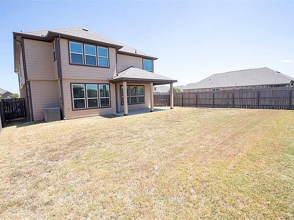 3rd image of 28503 Buffalo Fork Ln