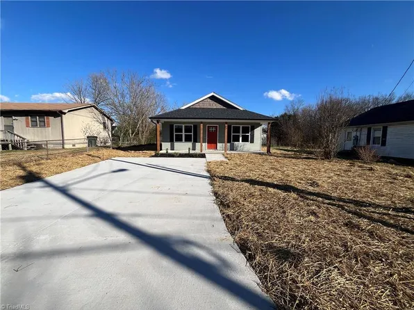 707 Trotter St, Thomasville, NC 27360