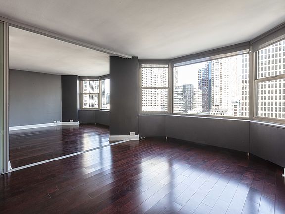2nd image of 535 N Michigan Ave APT 1816