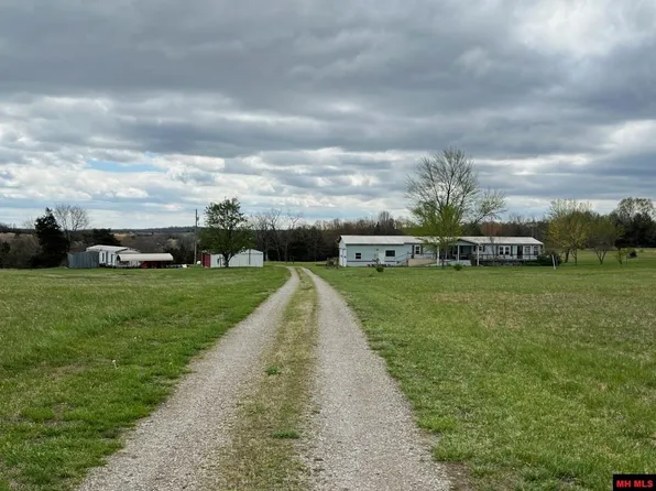 434 County Road 38, Clarkridge, AR 72623