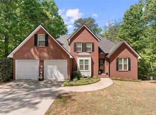 218 N Ole Hickory Trl, Carrollton, GA 30117