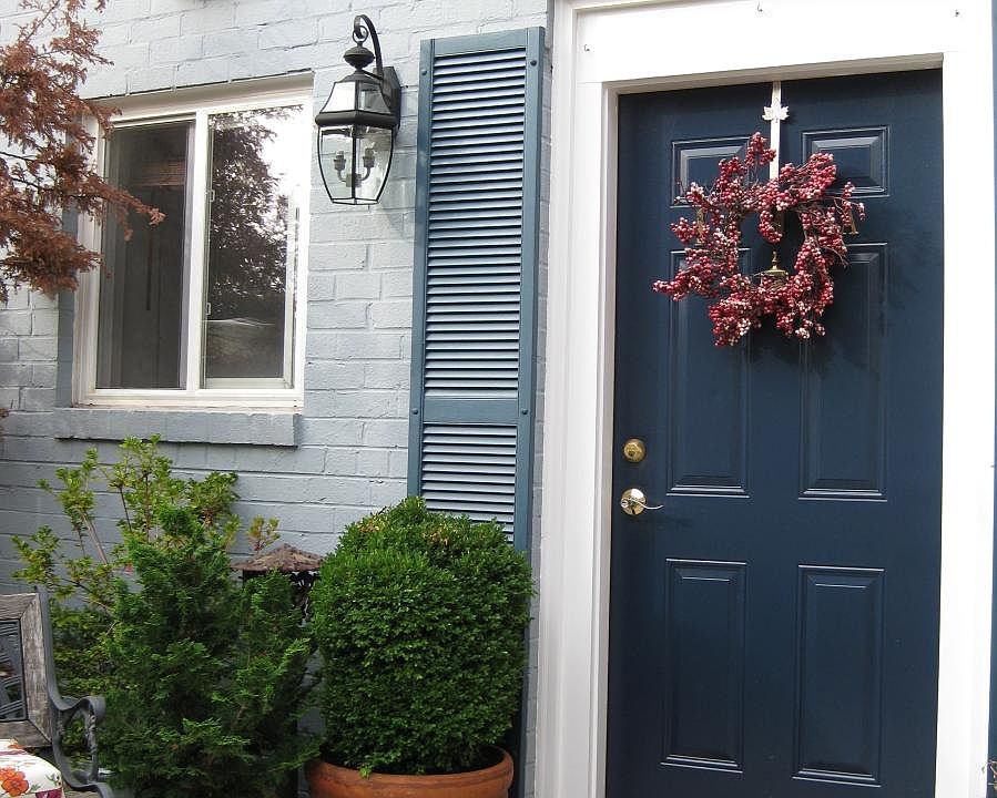 Private Patio Entrance