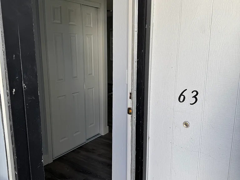 Silicon Valley Apartments — Photo 23