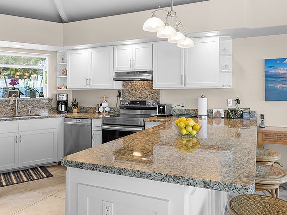 4th image of 73-6039 Mauka Rd