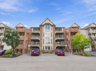 4025 Kilmer Dr #310, Burlington, ON L7M4M5