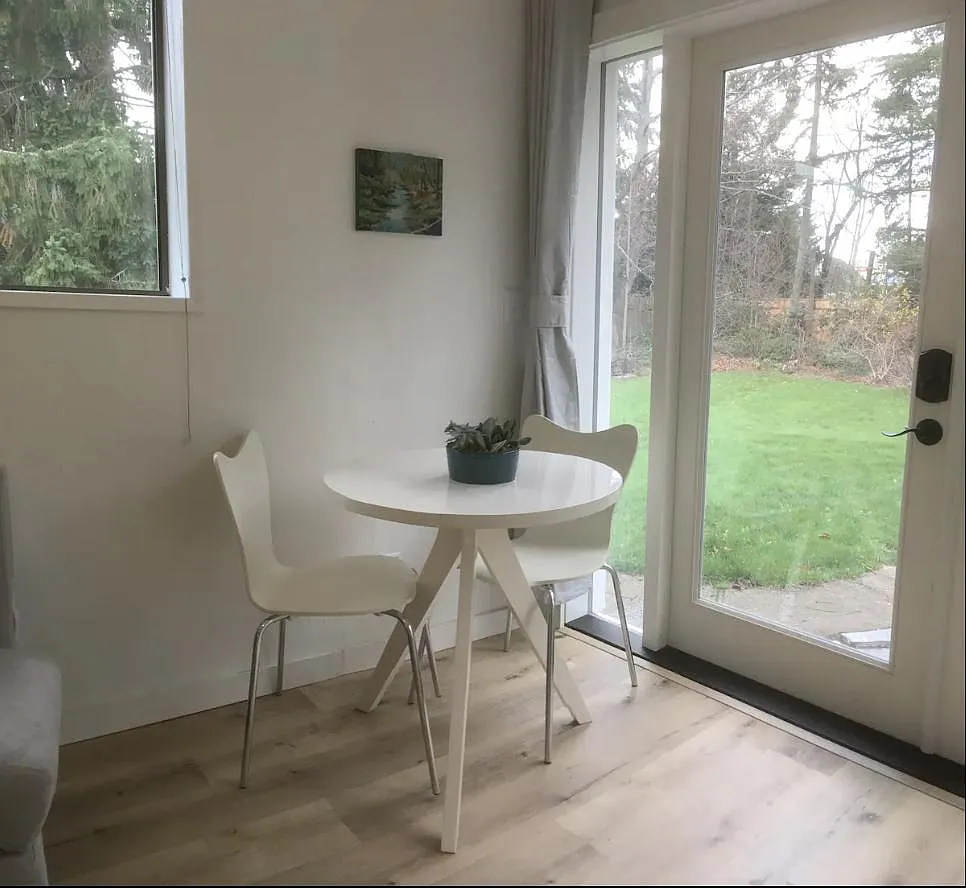 Studio, 465 sqft, $1,650 — Photo 3