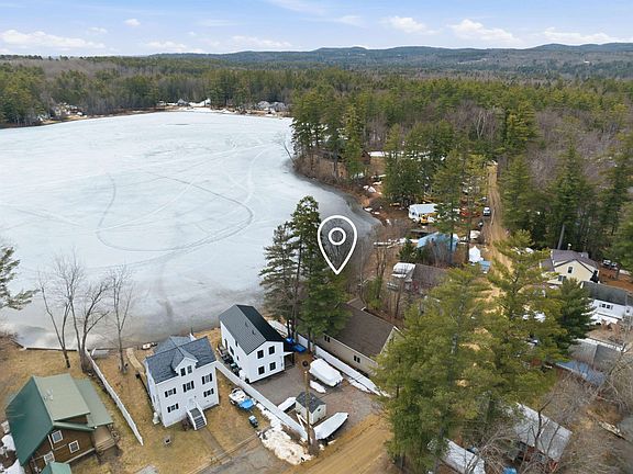 2nd image of 164 Gardners Grove Road