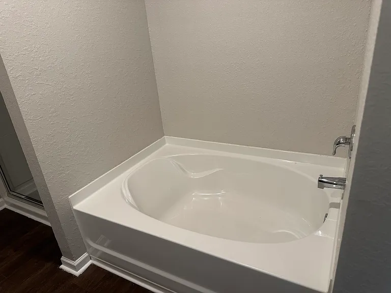 3475 Ridge Hill Pkwy — Photo 8