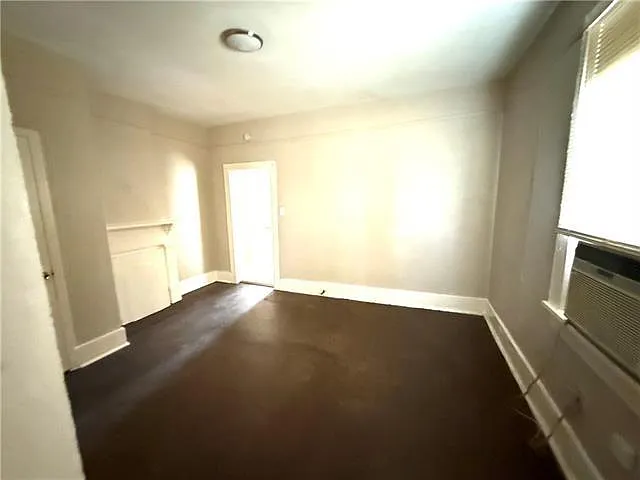 339 Franklin Ave — Photo 4
