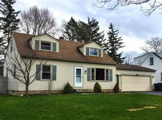 200 Pepperidge Dr, Rochester, NY 14626