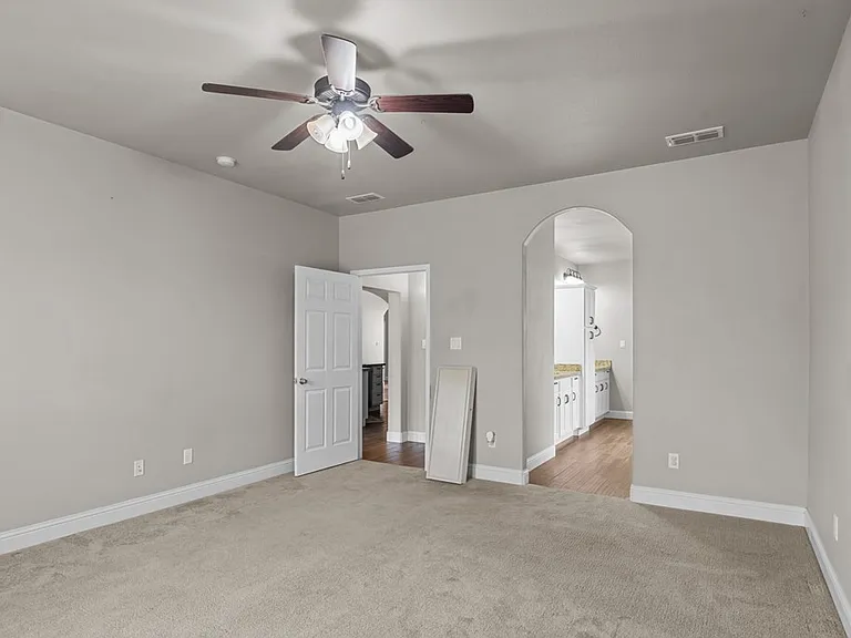 49 Berkshire Cir — Photo 20
