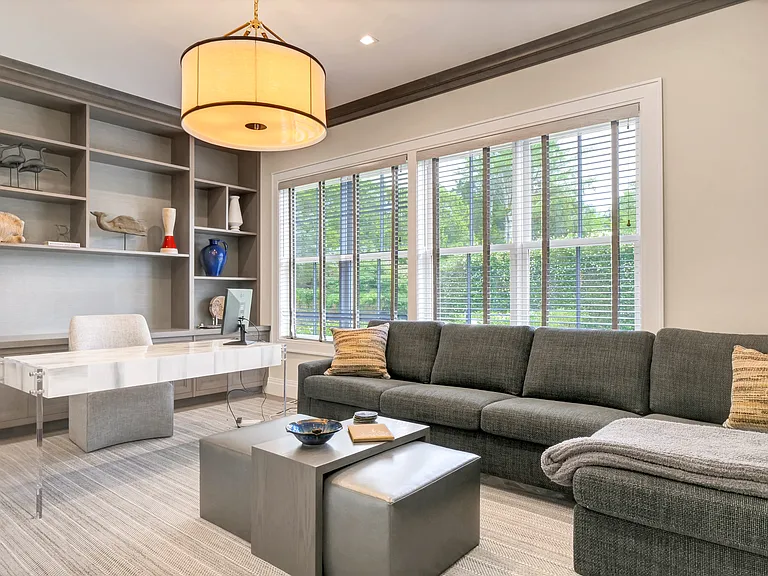 48 Harvest Ln — Photo 16