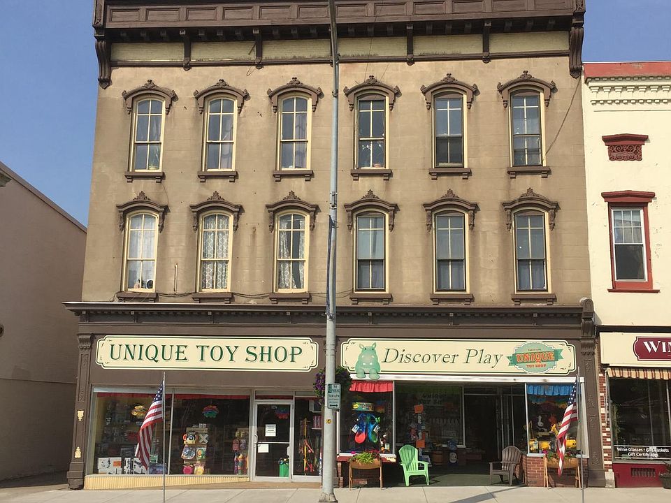 1st image of 124 S Main St #2C