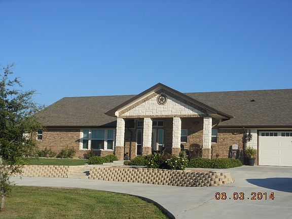 4th image of 359 Grove Dr
