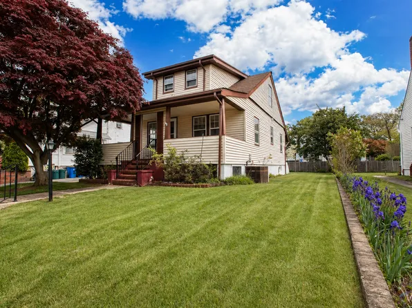 5-23 Canger Pl, Fair Lawn, NJ 07410