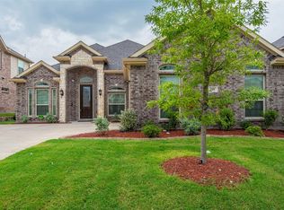 118 Quail Run Rd, Red Oak, TX 75154