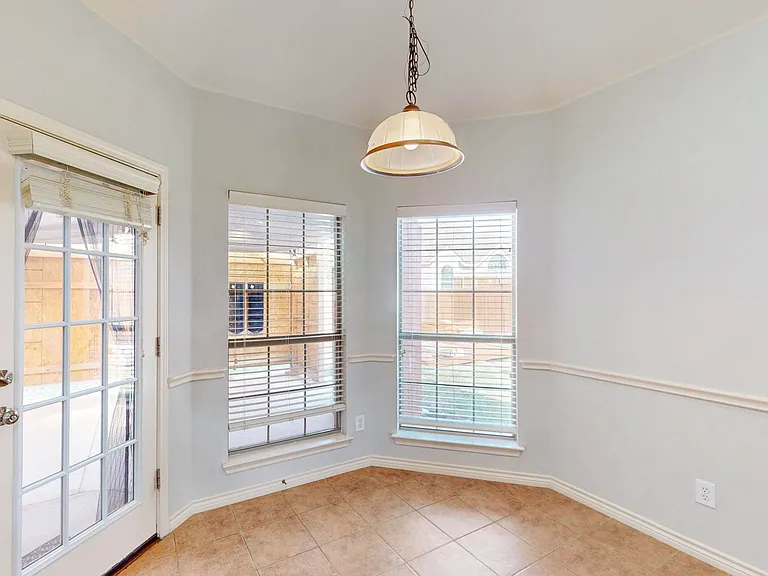 6925 Cattle Dr — Photo 13