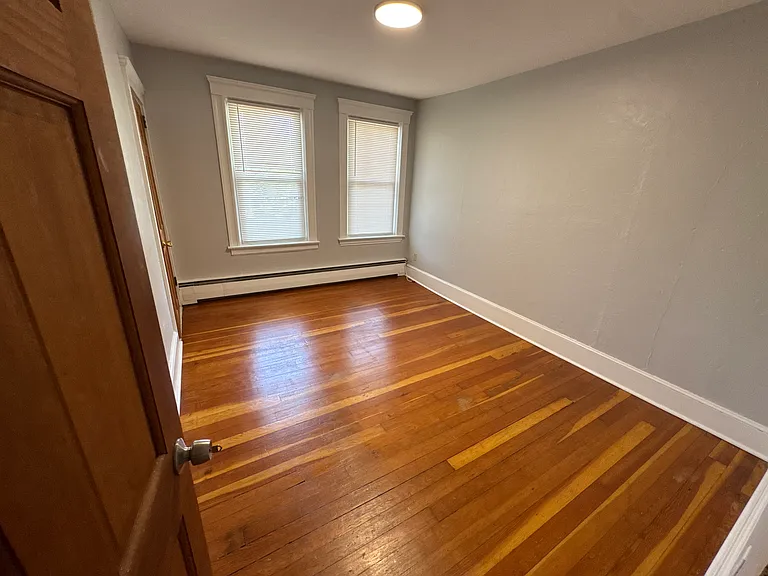 59 Cooper Ave #2F — Photo 11
