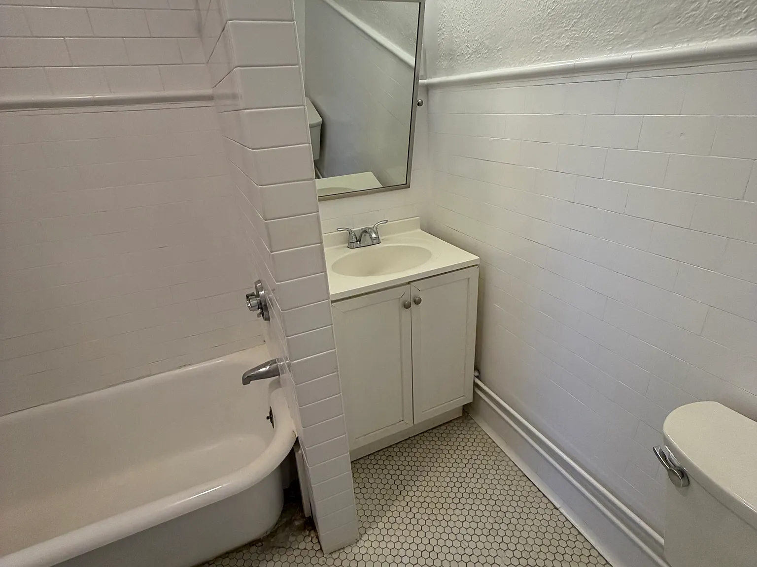 264 Washington St — Photo 4