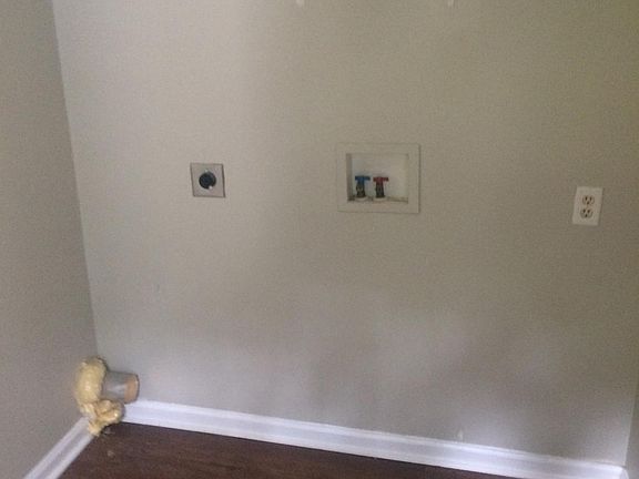 4th image of 3200 Perimeter Cir APT B