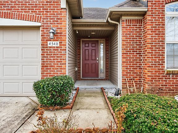 3rd image of 4548 Larkhill Ln
