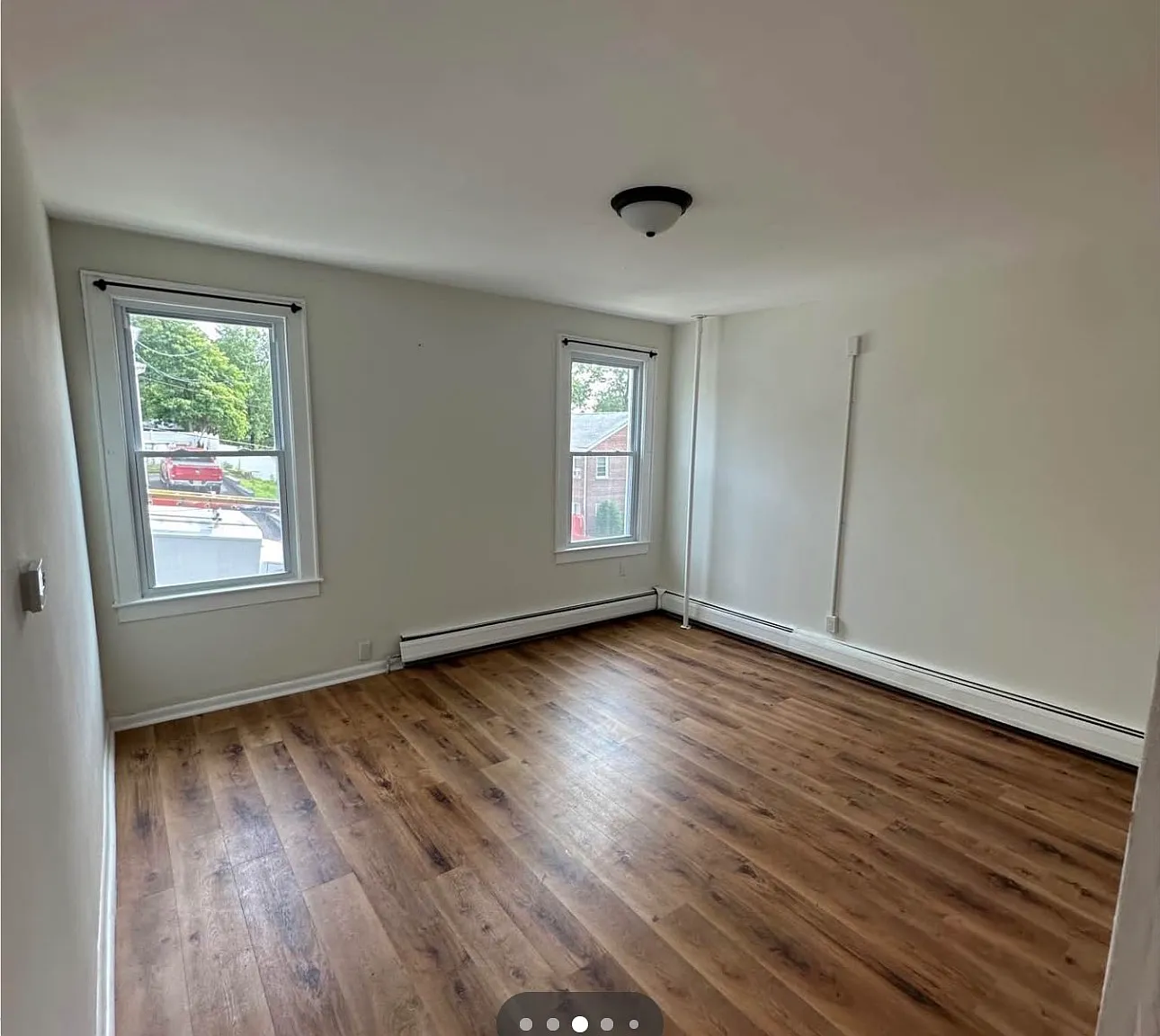 2 bed, 1354 sqft, $2,700 — Photo 3