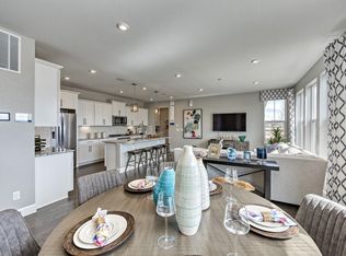 7156 Finsberry Way, Castle Pines, CO 80108