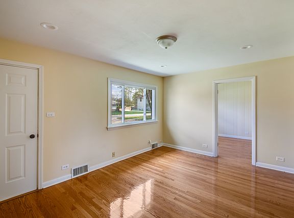 4th image of 226 Norris Ave