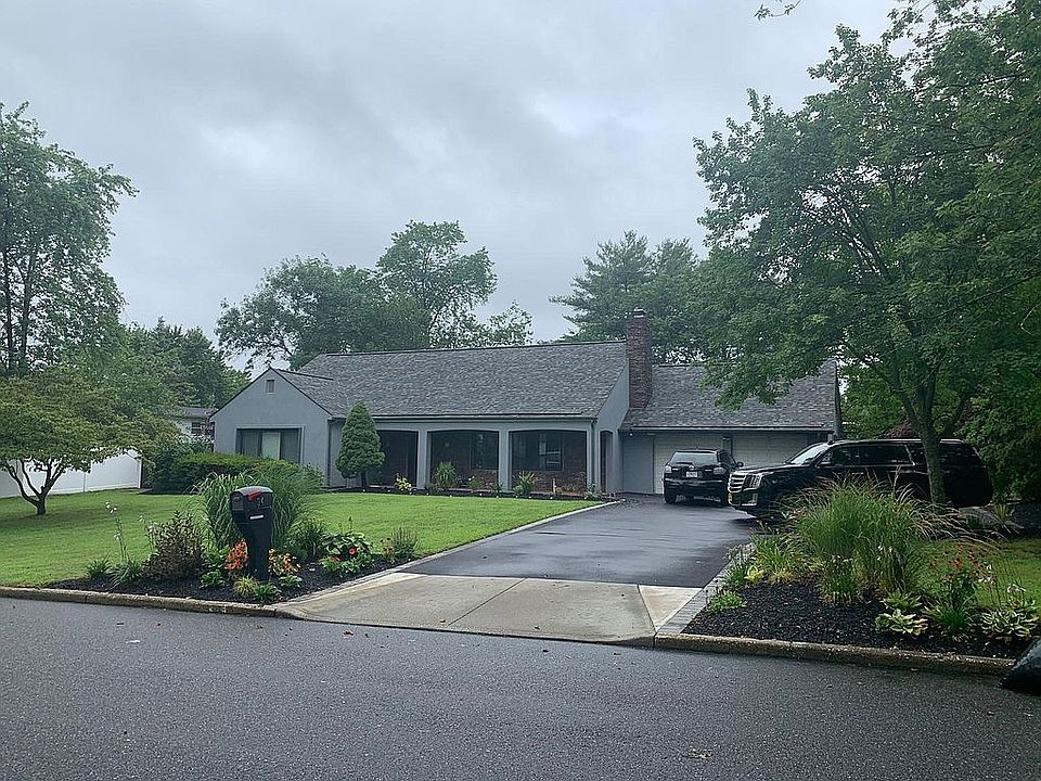 1st image of 34 Malvern Ln