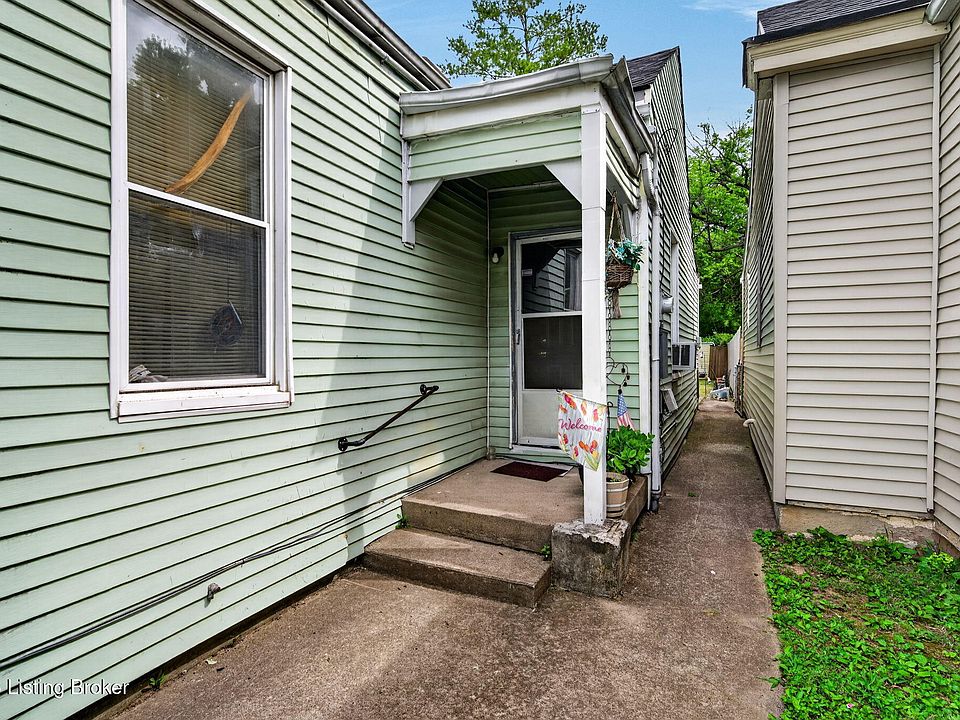 2nd image of 915 Ash St