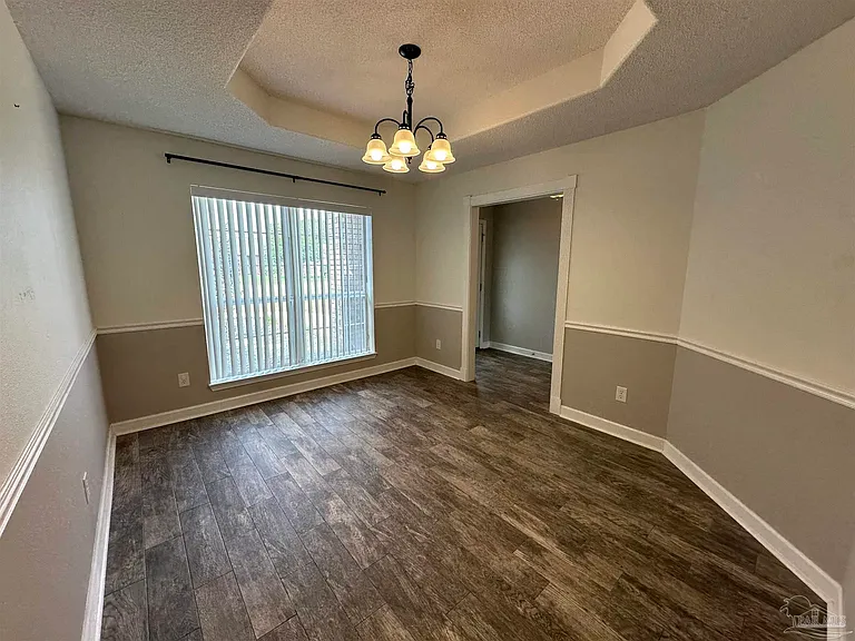 616 Buoy Dr — Photo 3