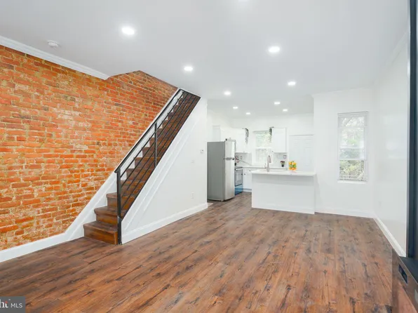 5951 N Norwood St, Philadelphia, PA 19138