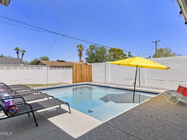 8308 E Minnezona Ave — Photo 41