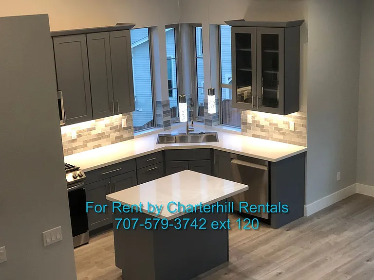 2069 Stagecoach Rd — Photo 3