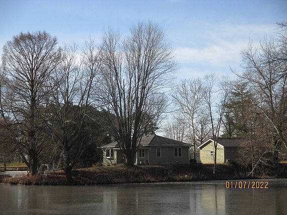 3rd image of 10203 N Lakeview Dr