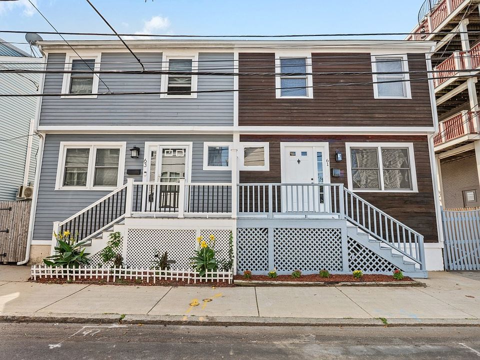 1st image of 61 Baxter St #61