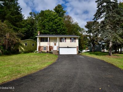 2 Kristen Drive, Ballston Spa, NY, 12020