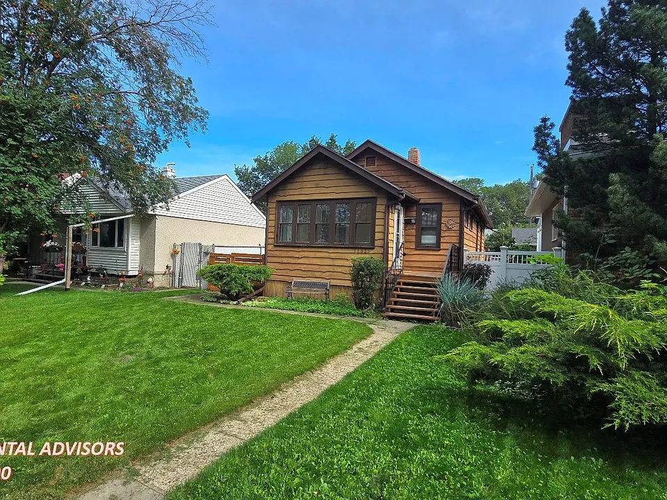 11825 62nd St NW