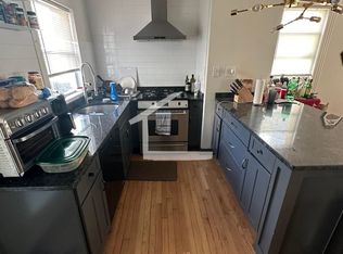 28 Ward St #TOWNHOUSE, Boston, MA 02127